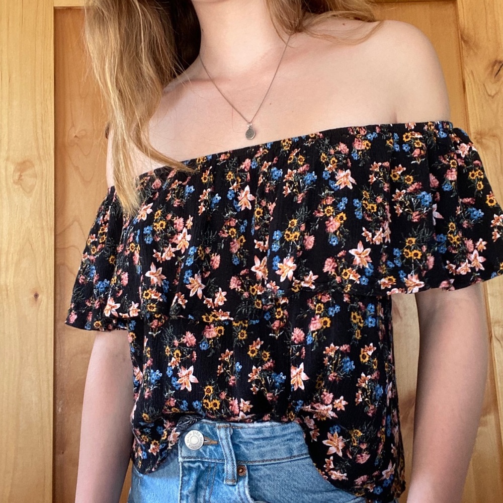 (SOLD) Pacsun Top🌻